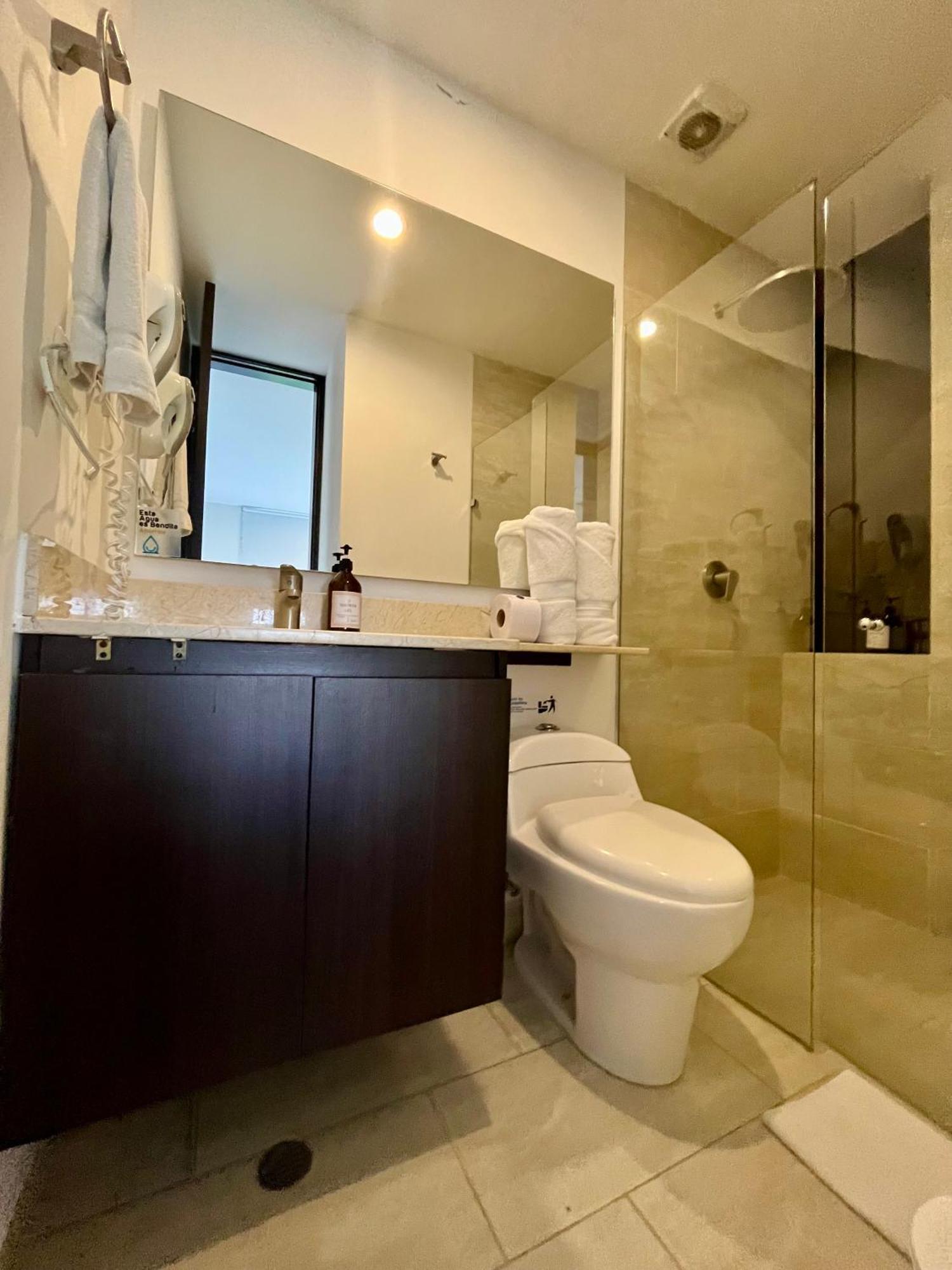 Operacion Hotelera Rioverde - Llanogrande Rionegro Buitenkant foto